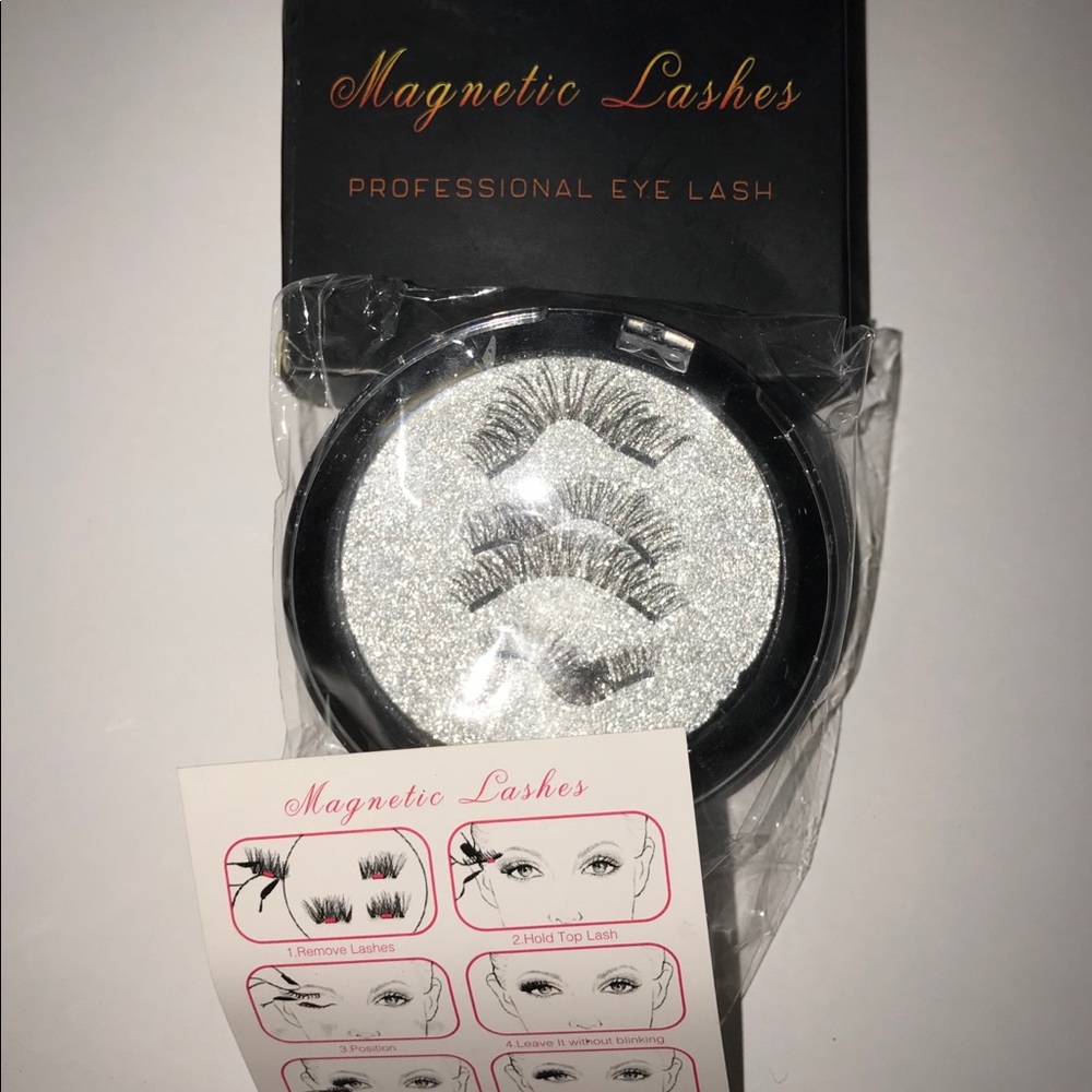 Magnetic Lashes Brand New in box